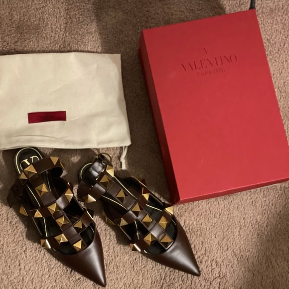 ROMAN STUD CALFSKIN BALLET - *open for reasonable negotiation* - Picture 4 of 8